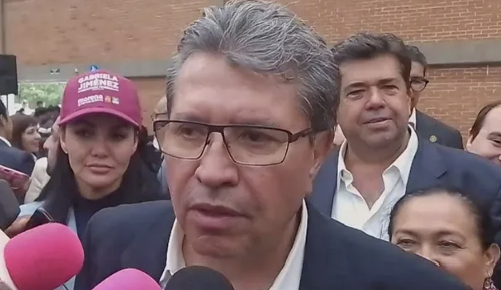 SE CUMPLIÓ EL PROCESO LEGISLATIVO EN REFORMA; NO HAY POSIBILIDAD DE INVALIDARLA: MONREAL